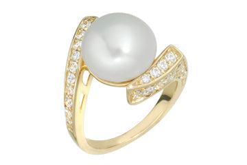 4/5 Carat Yellow Gold Button Pearl & Diamond Ring Alain Raphael