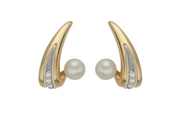 1/8 Carat Diamond & Fresh Water Cultured Pearl 14K