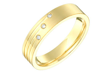 1/20 Carat Yellow Gold 14kt Engraved Three Diamond Wedding Band