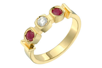 1/10 Carat Diamond & Ruby 14K Yellow Gold Ring