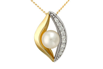 1/6 Carat Diamond & Pearl 14K Pendant With Chain Alain Raphael